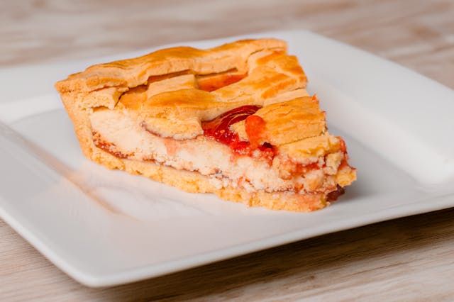 crostata di ricotta e marmellata