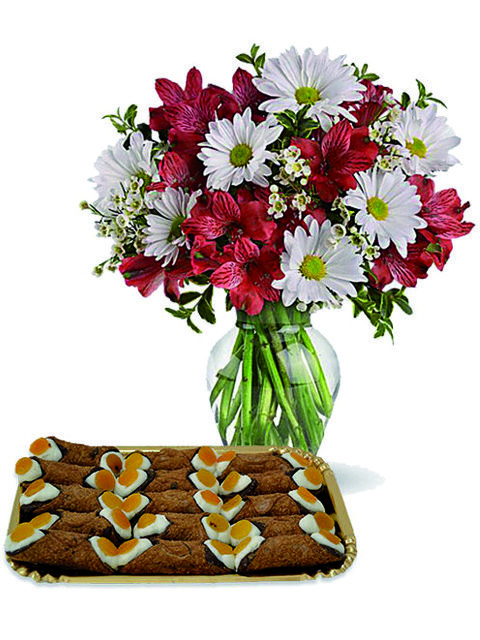 Bouquet di margherite con alstroemerie e cannoli.